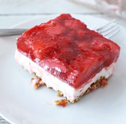 Strawberry Pretzel Dessert